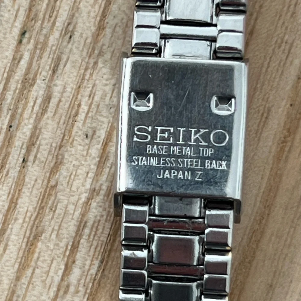 Seiko Super Rare Vintage Ladies Watch Octagonal Gold Dial Gold Bracelet